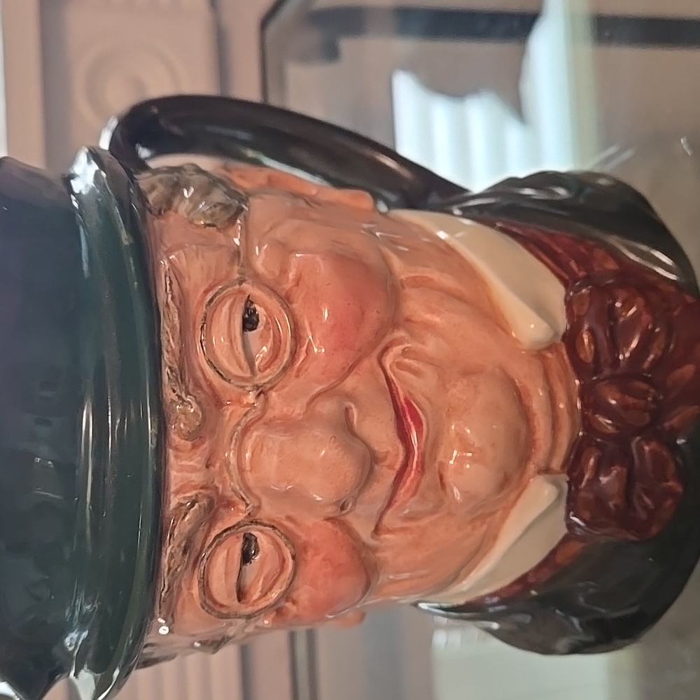 Royal Doulton Large "Mr. Pickwick" Toby Jug 5 1/2" 1939-1955 Old Mark "A" EUC
